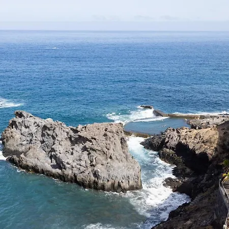 Balcon De Gigantes With Pool View Apartman Puerto de Santiago