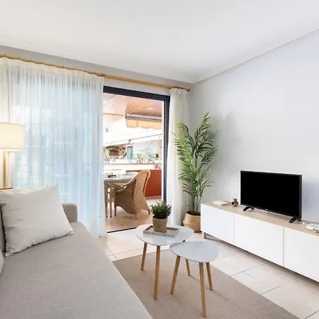 Balcon De Gigantes With Pool View * بويرتو دي سانتياغو